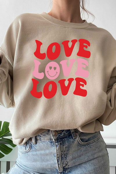 PLUS SIZE - LOVE LOVE LOVE HAPPY FACE GRAPHIC CREW